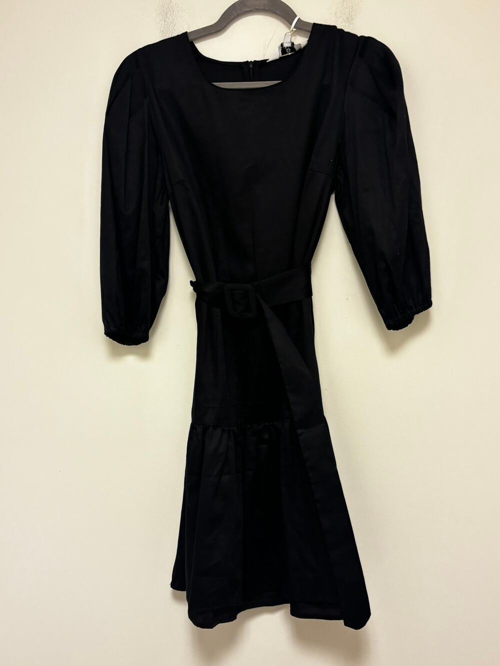 NWT LaRoque Zoe Dress M Black Belted Puff Sleeve Midi Dress $271